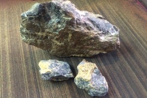 紫玉原料原礦 – 尚虎玉石採購實錄之四